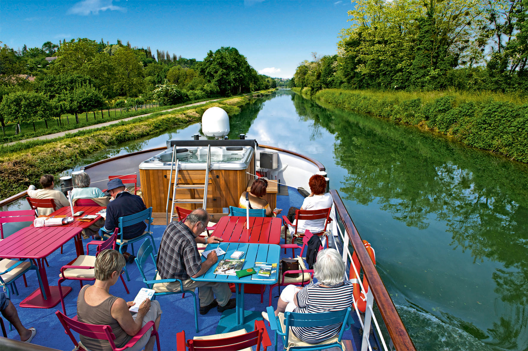 CroisiEurope Jeanine Terrace.jpg